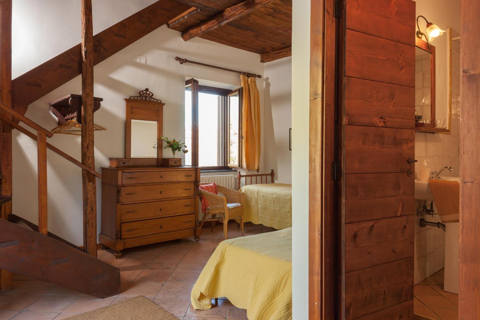 Agriturismo La Vecchia Quercia San Cipriano Picentino Luaran gambar