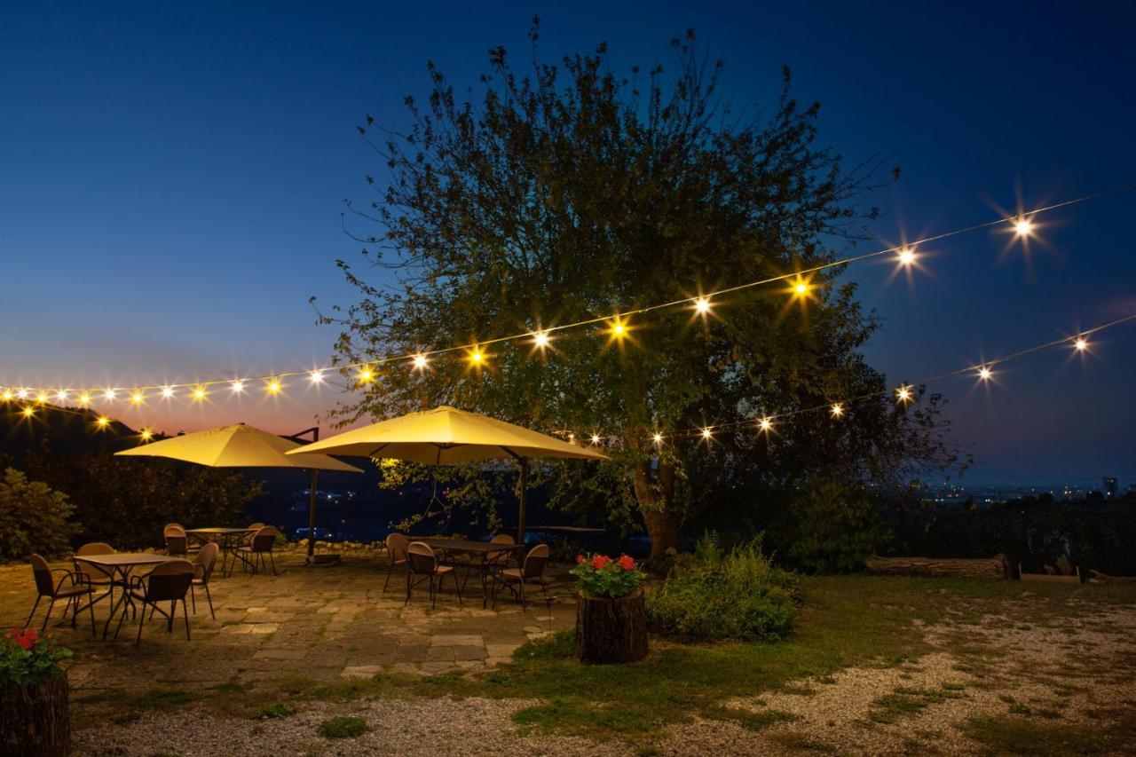 Agriturismo La Vecchia Quercia San Cipriano Picentino Luaran gambar