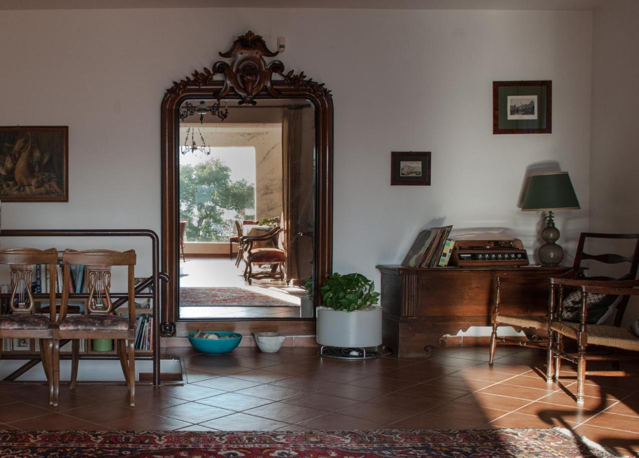 Agriturismo La Vecchia Quercia San Cipriano Picentino Luaran gambar